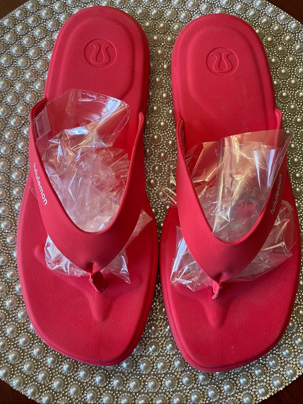 lululemon athletica Bright Pink Foam Flip Flop Sandals